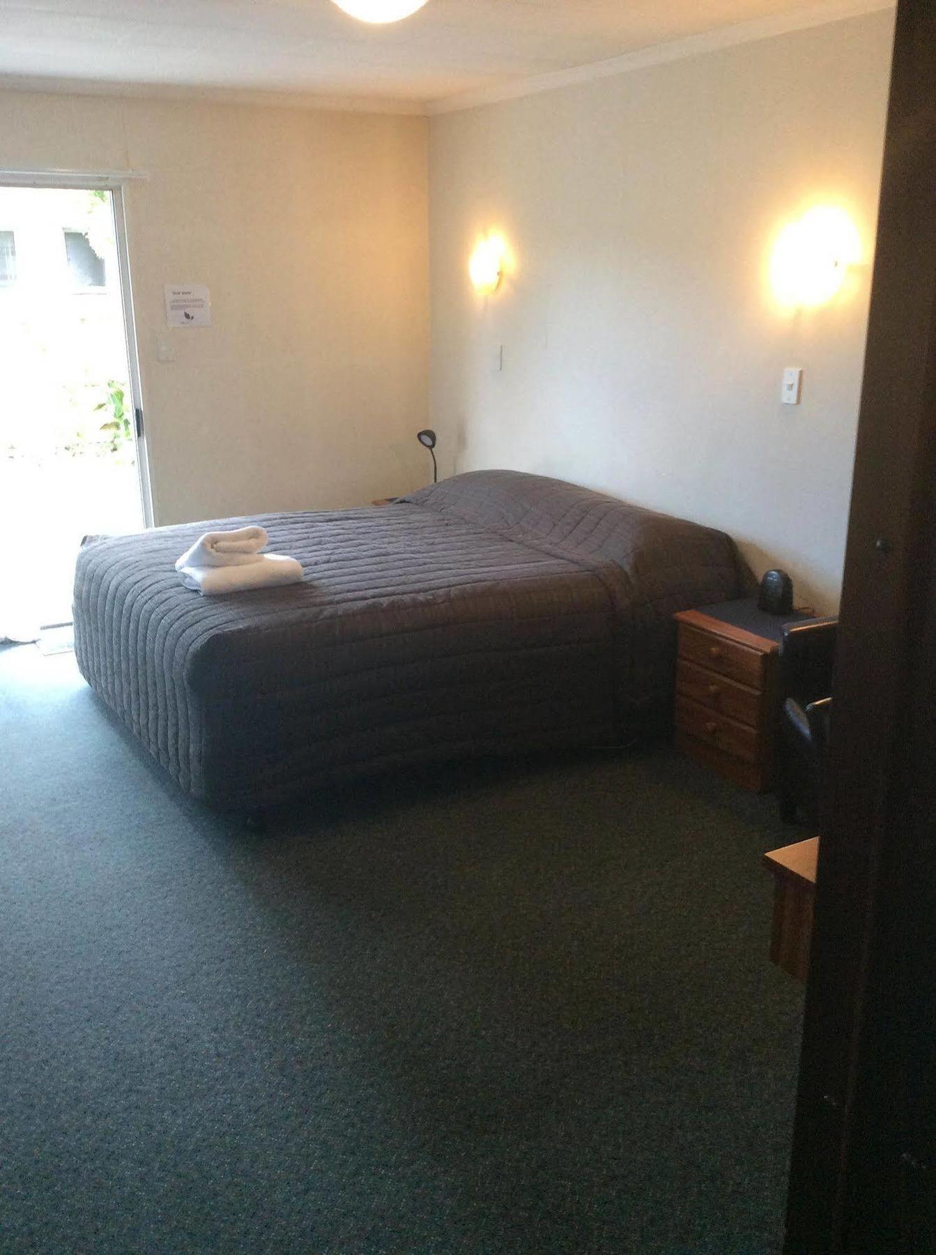 Adorian Motel Christchurch Exterior foto